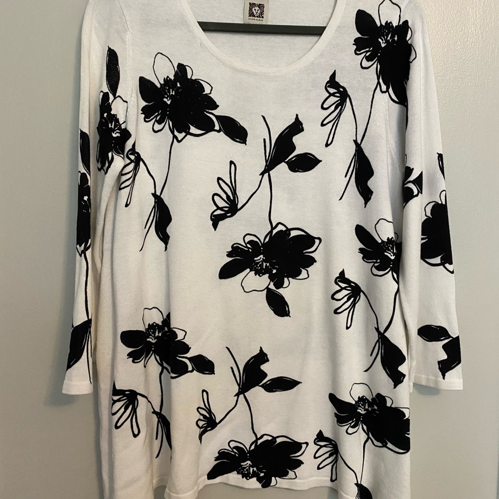 Anne Klein Black Floral Long Sleeve Top